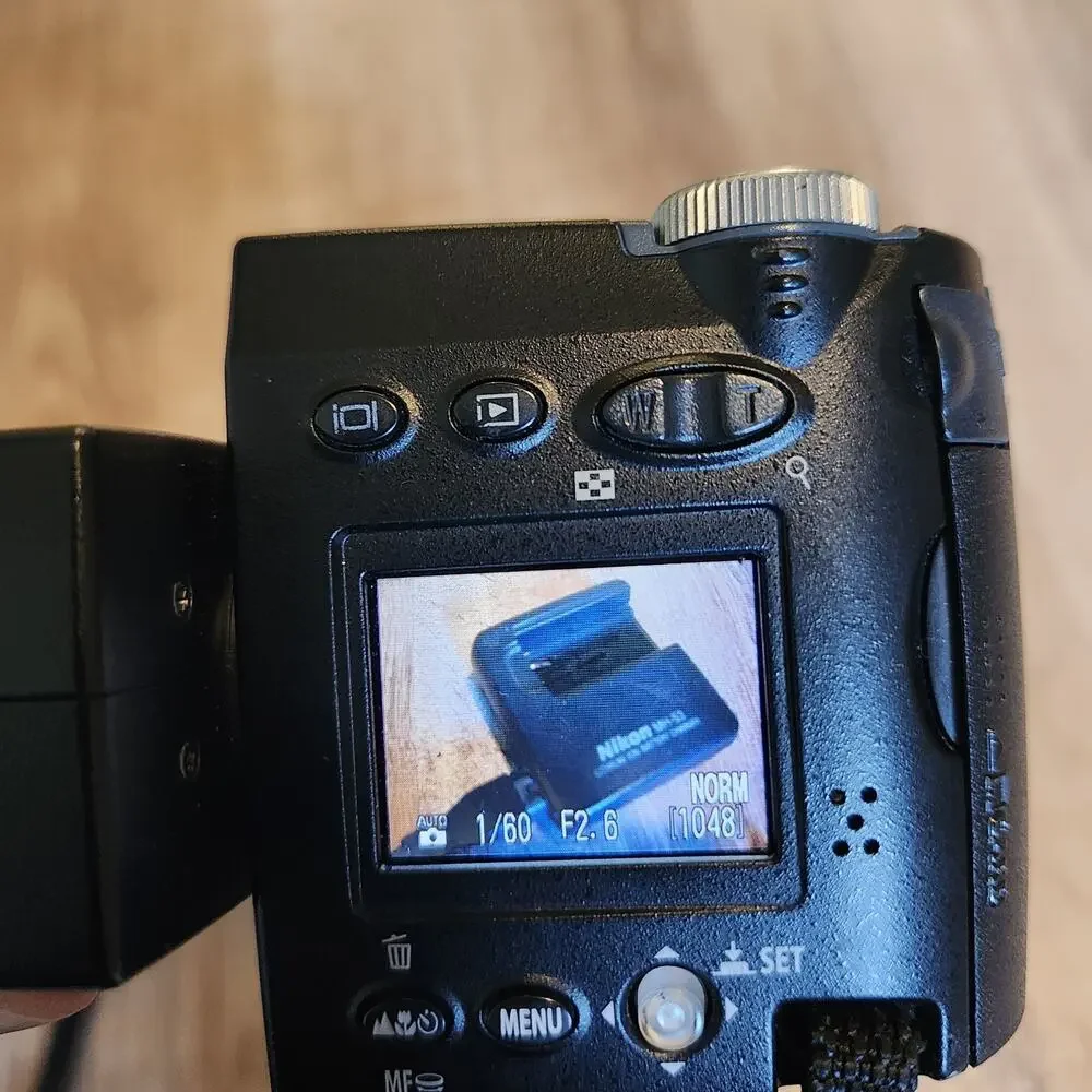 Nikon COOLPIX 4500 Compact Digital Camera 4 Battery Charger Memory Tested Japan